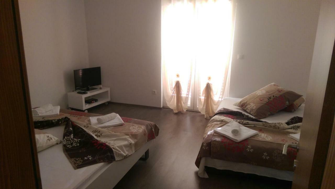 Apartmani Sandro อิวานโดลัซ ภายนอก รูปภาพ